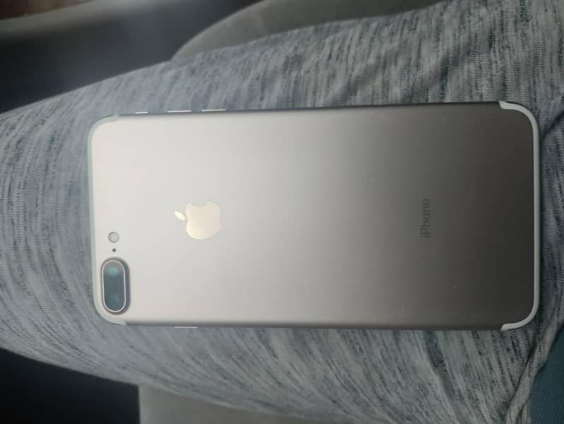 iPhone 7plus 128GB 1
