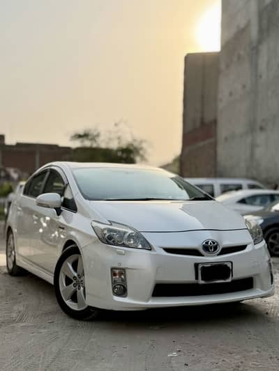 PRIUS G LED LEATHER