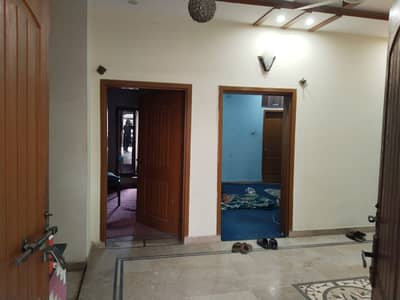 Ghouri town pH 4c2 first floor water electrity Available