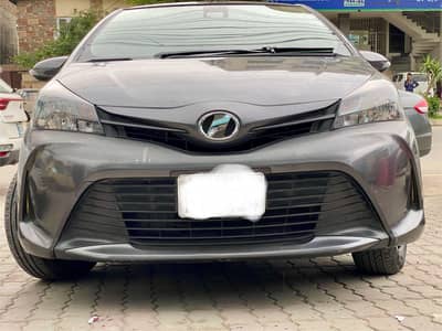 Toyota Vitz F 1.0 2016/17 model