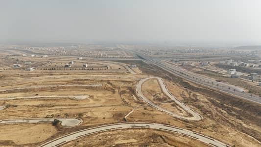 500 Sq Yd Plot For Sale Bahria Golf City, Bahria Town Karachi Near Central Avenue | Ready-to-Construct | Best for Future Investment.