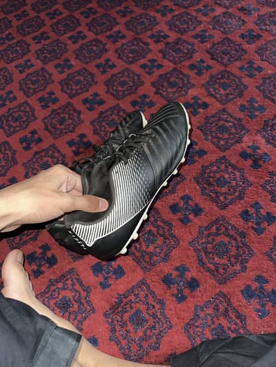 Football shoes uk 8