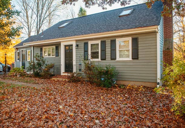 Lower Portion For Rent 5