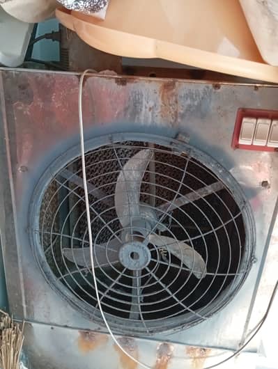 Air cooler with supply