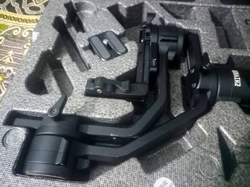 Crane 2s 2