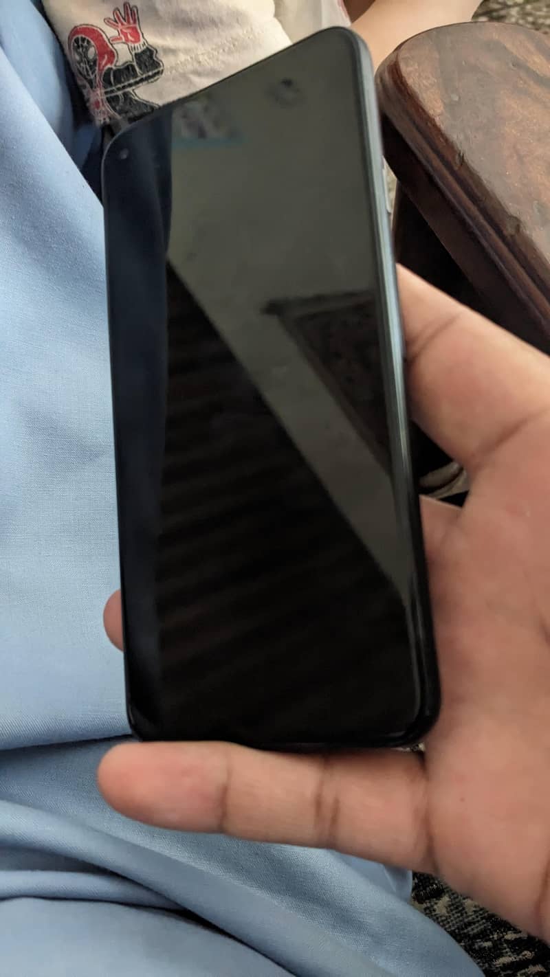 Google Pixel 5 Good Condition 5