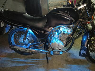Ravi piaggio Storm 125