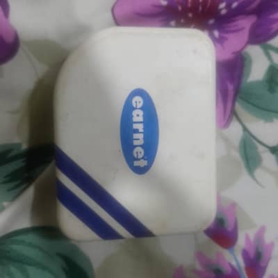Earnet Hearing Aid (Sunne Wali Machine) - Excellent Condition