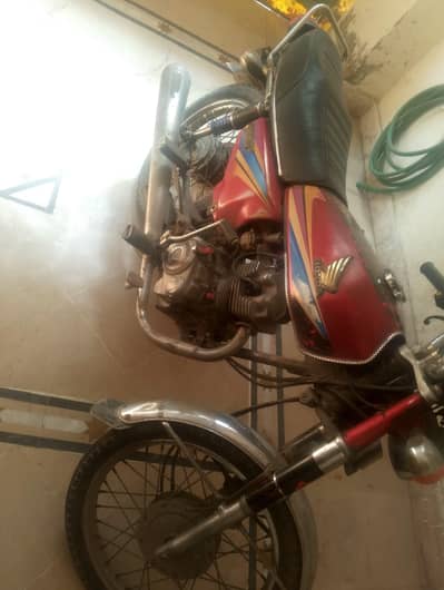 Honda 125 2009 model
