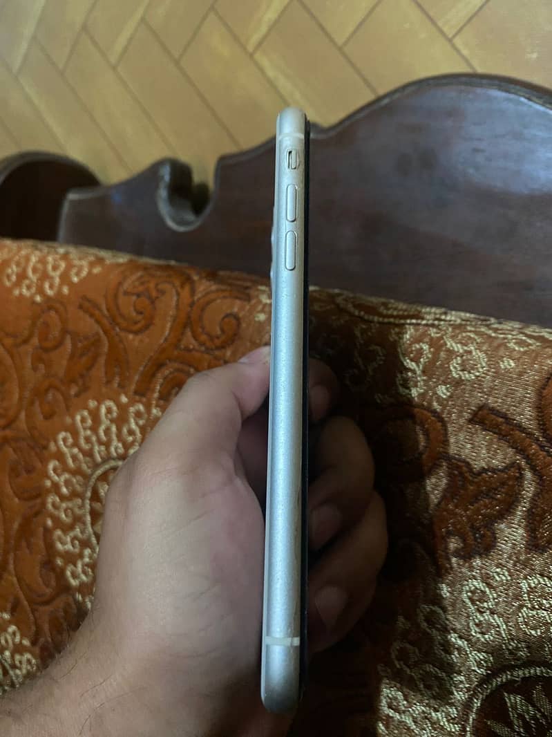 Iphone 11 jv 0