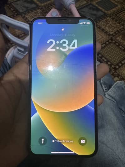 iPhone X