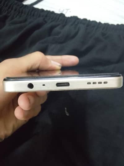 REALME NOTE 70