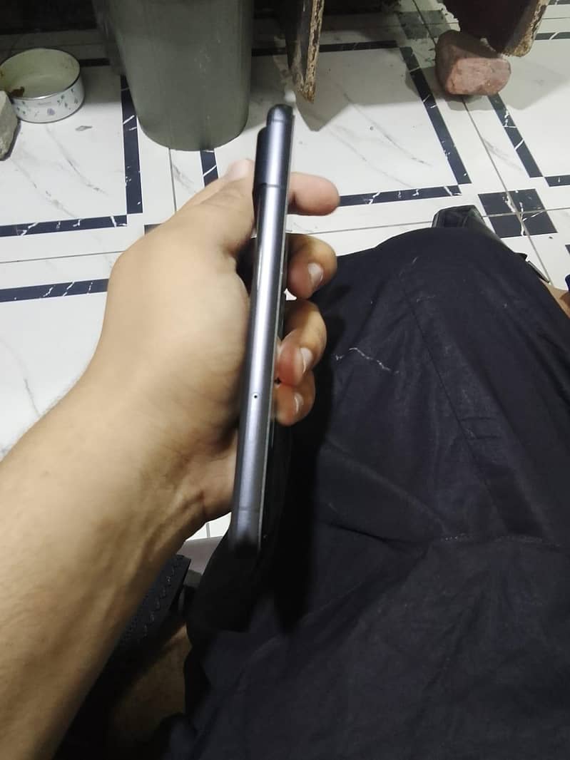 Google pixel 8 1