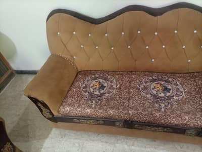 5 Seater sofa set Good condition price final