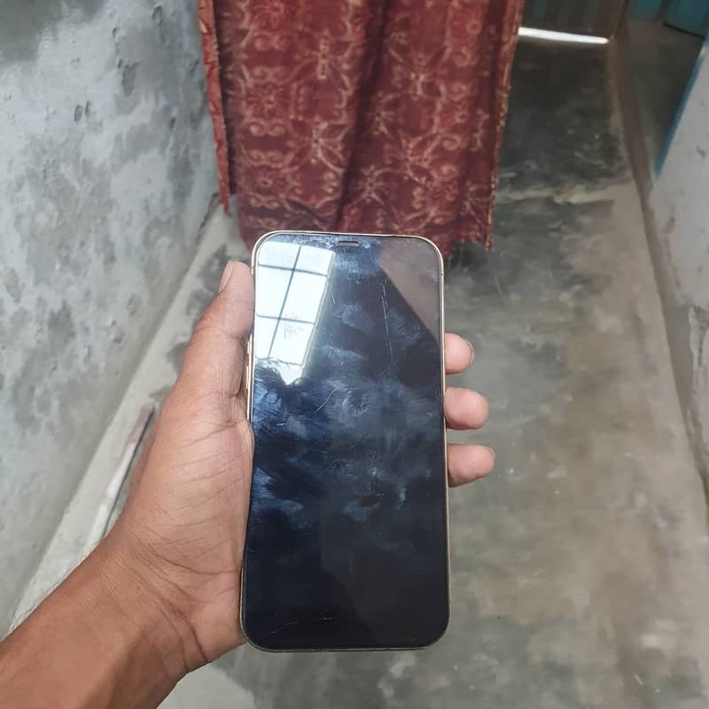 Iphone 12 pro max 2