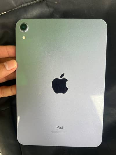 iPad mini 6.64gb every thing 100% working with boxe.