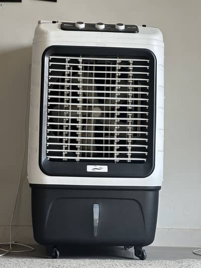 Used one season used RAc-4700 air cooler