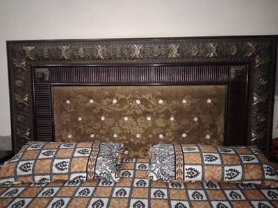 Bed with side tables