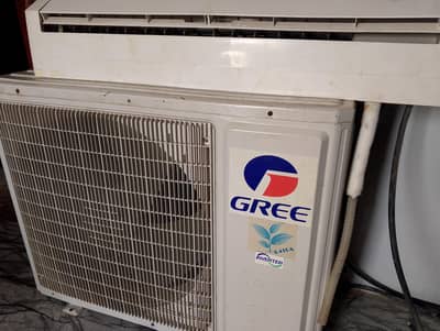 2 AC for sale urgent