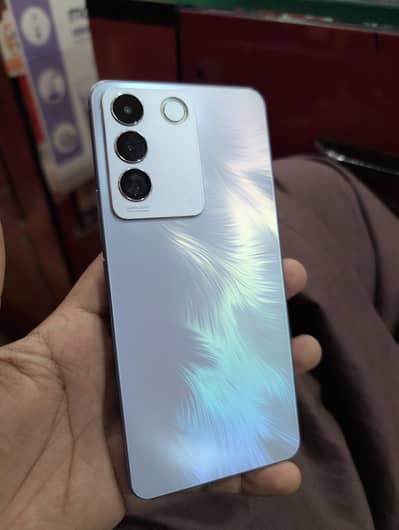 Vivo V27e 8/256 Lush Condition 10/10