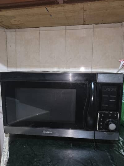 Dawlance Microwave in good condition