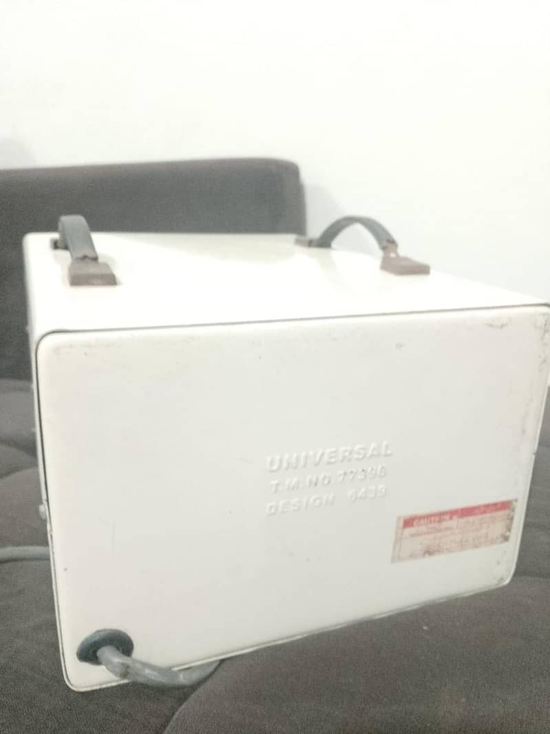 universal stabilizer 5000w 1
