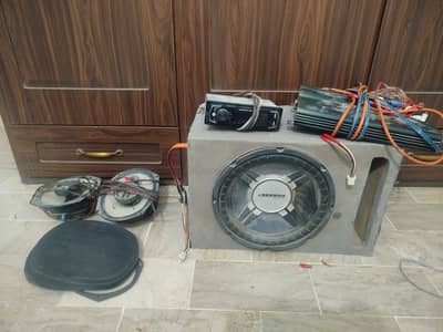 Amplofoer and Woofer with Speaker