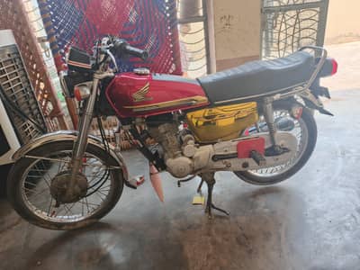 Honda 125 special edition self start 2021 03047922148