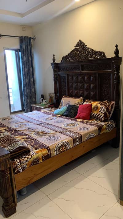 chinoti bed set/ king bed set