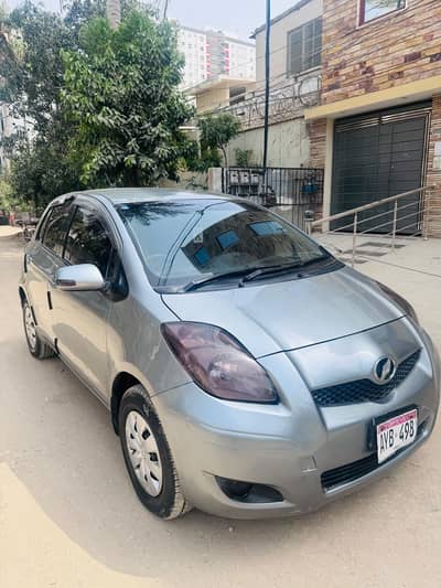 Toyota vitz 2008 model reg 2012 own engine in good condition