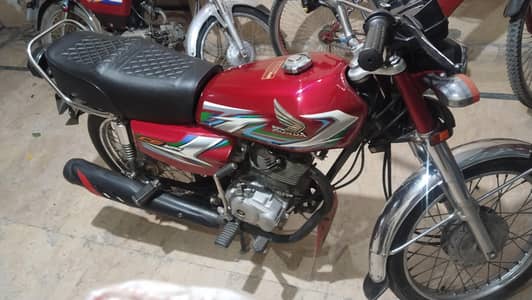 Honda 125 condition 10/10 all ok