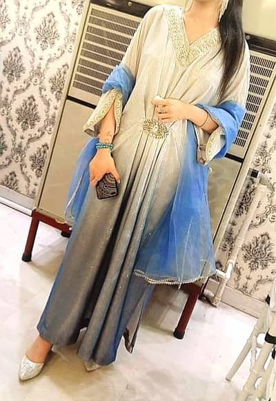 Elegant Silver Shimmer Maxi Dress