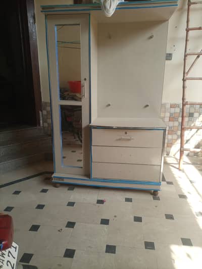 Best dressing table for sale