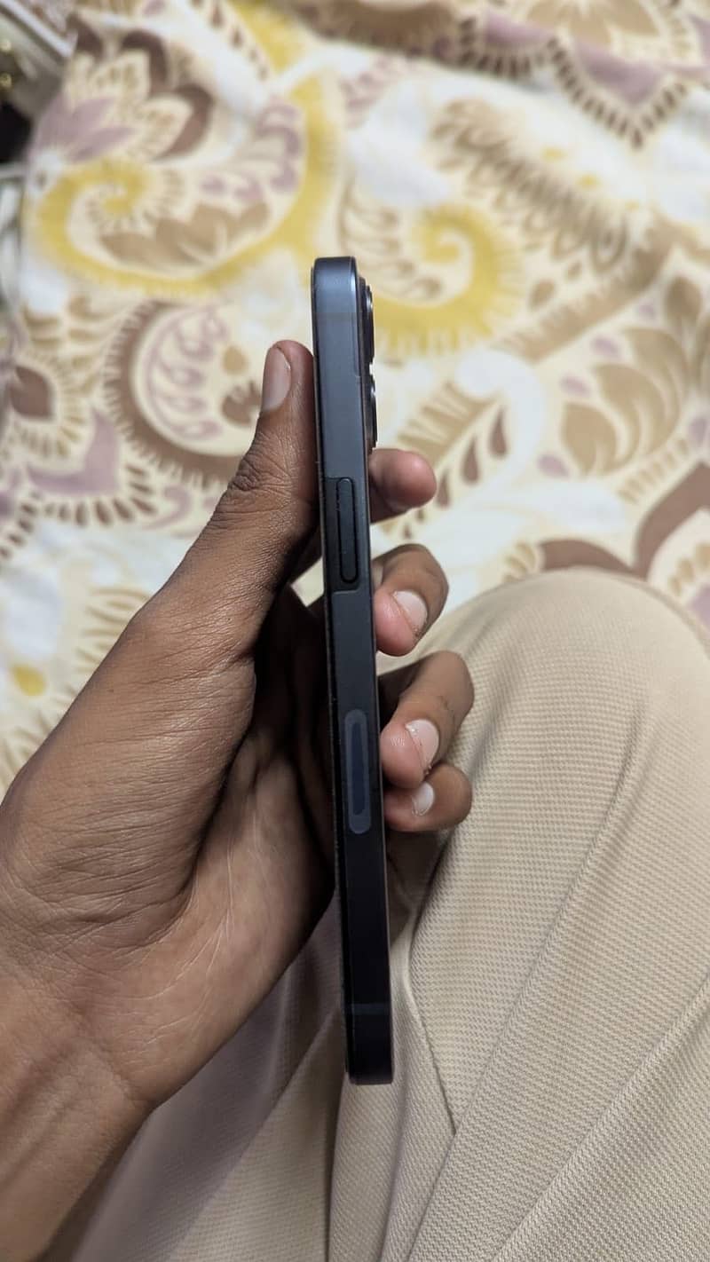 Iphone 13 3