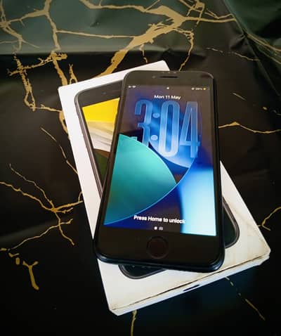 I Phone SE 2020