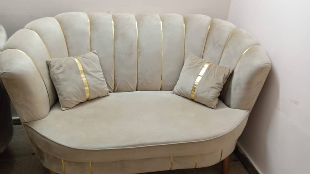 Sofa set with side tables 0