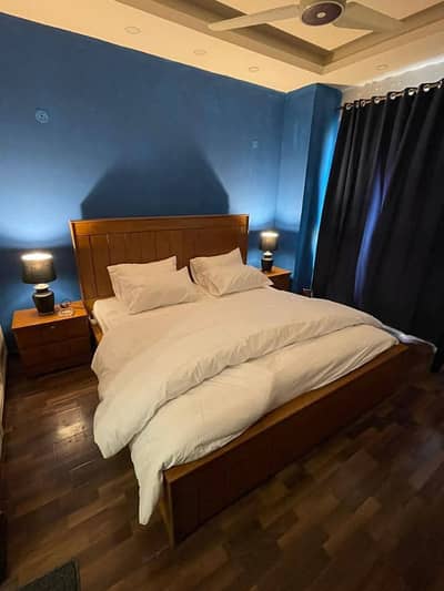 One bedroom apartment per day Avlable Gulbarga green Islamabad fully furnished