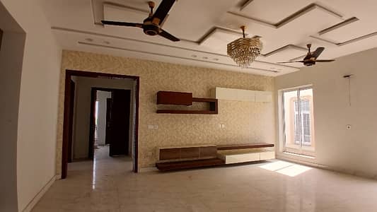 1 Kanal Upper Portion DHA Multan Sector M For Rent
