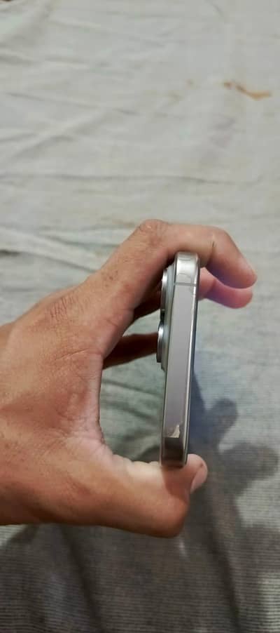 iphone 15 pro max jv