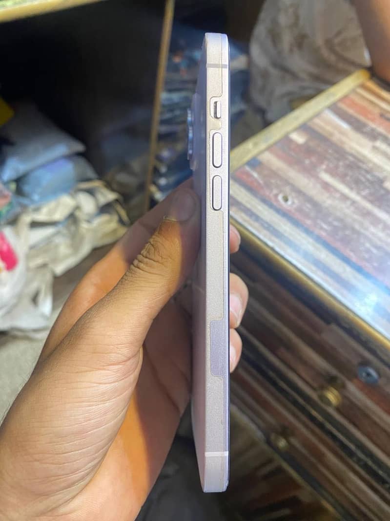 iphone 14plus 4