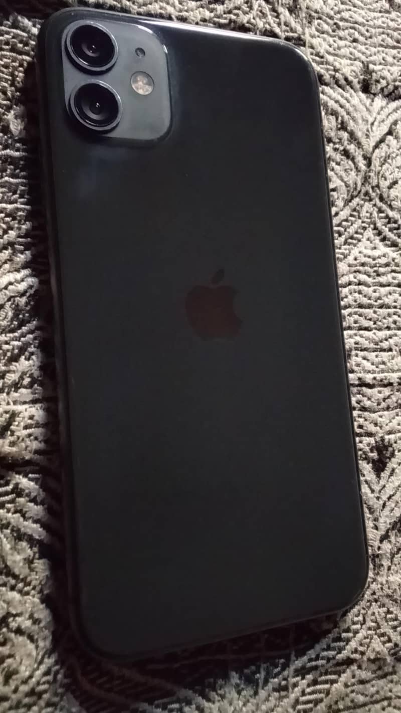 IPHONE 11 0