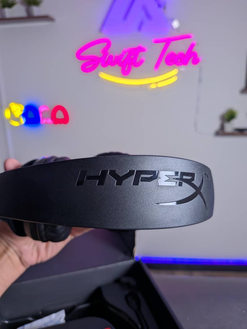 HyperX Cloud Flight Wireless Gaming Headset (Open Box) 6