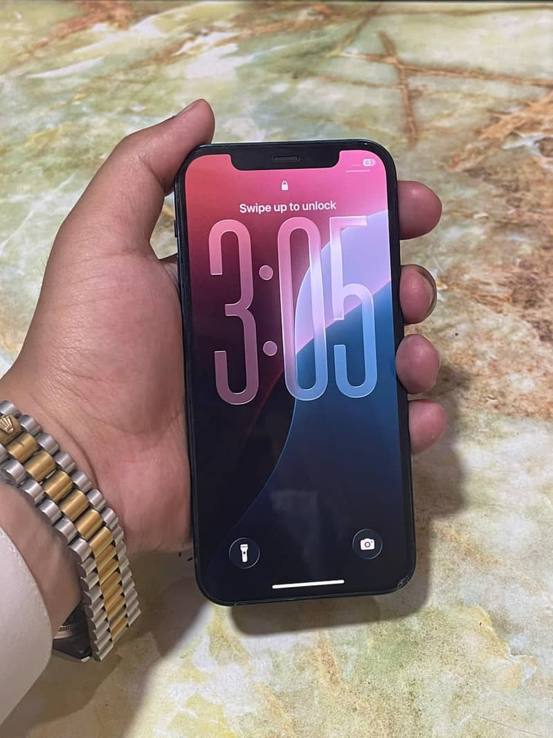 Iphone 12 4