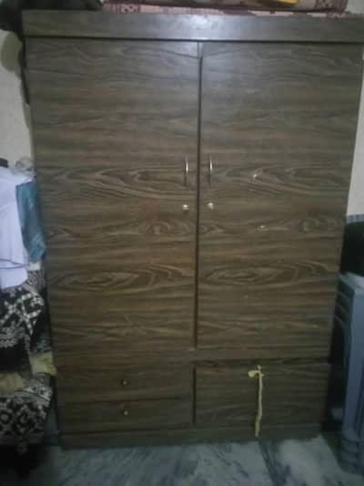 urgent sale karni hai