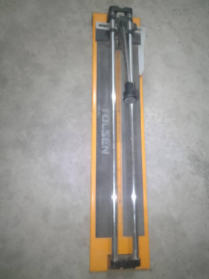 tile cutter 1