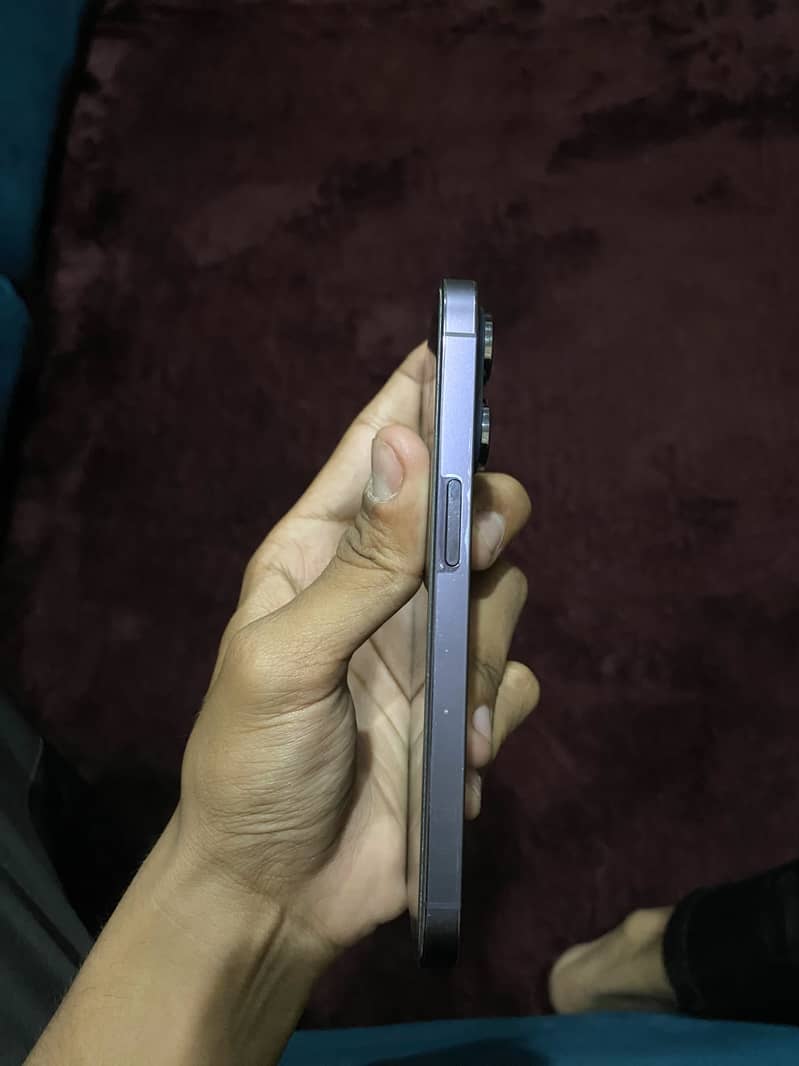 IPHONE 14 PRO 3
