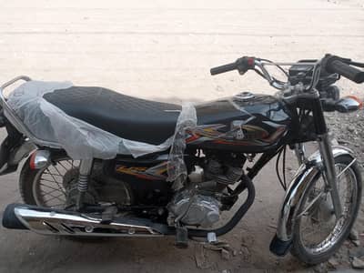 United 125