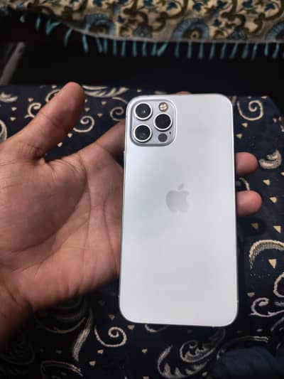 iphone 12 pro white colour