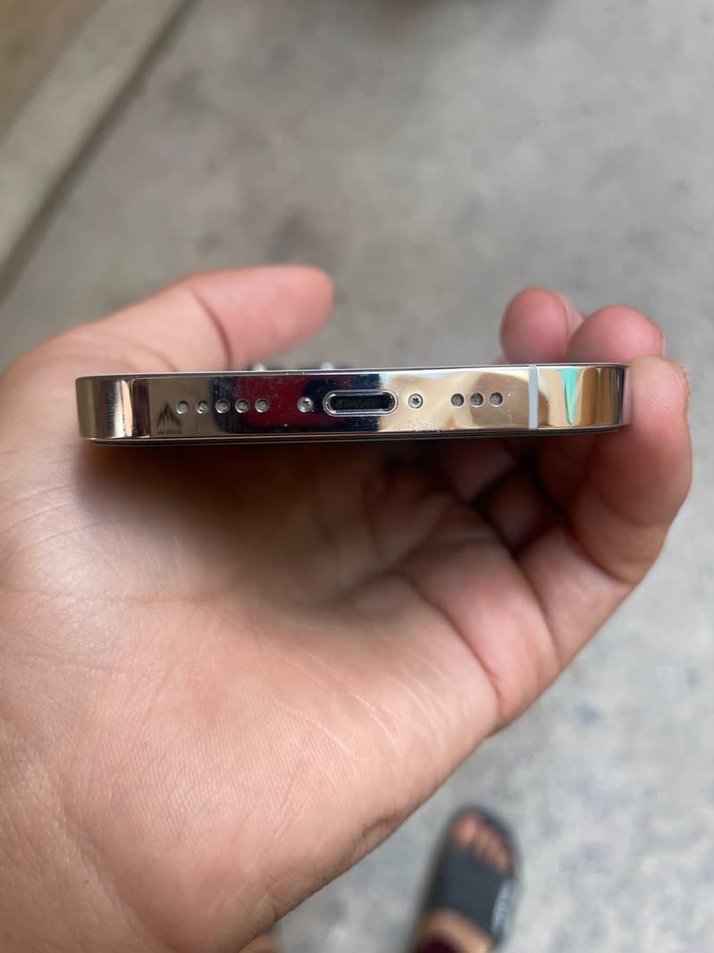 iPhone 14 Pro 7