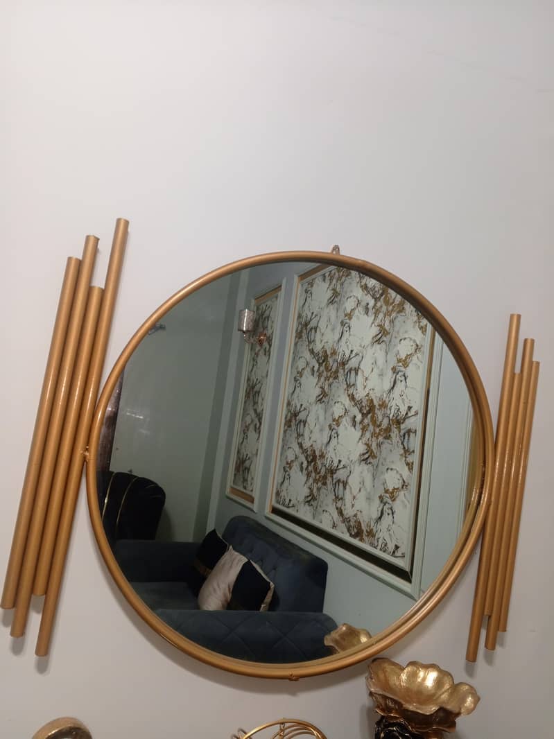 console with mirror 3